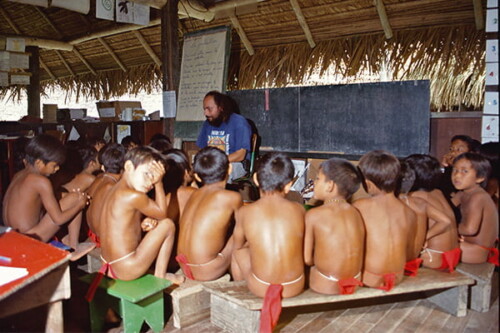 Guyane - Sensibilisation à la faune aquatique locale.